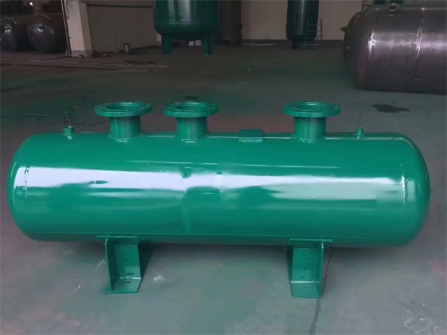 1679991473376569.jpeg 隆化隆化隆化蒸汽分气缸1.jpeg